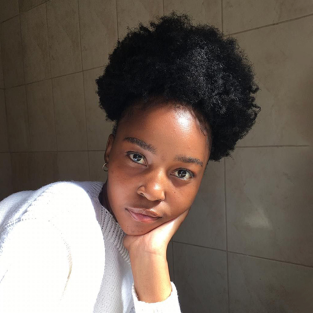 黒人女性用合成10インチビッグアフロパフドローストリングポニ - Drawstring Afro Curly Puff Ponytail のレビューと価格